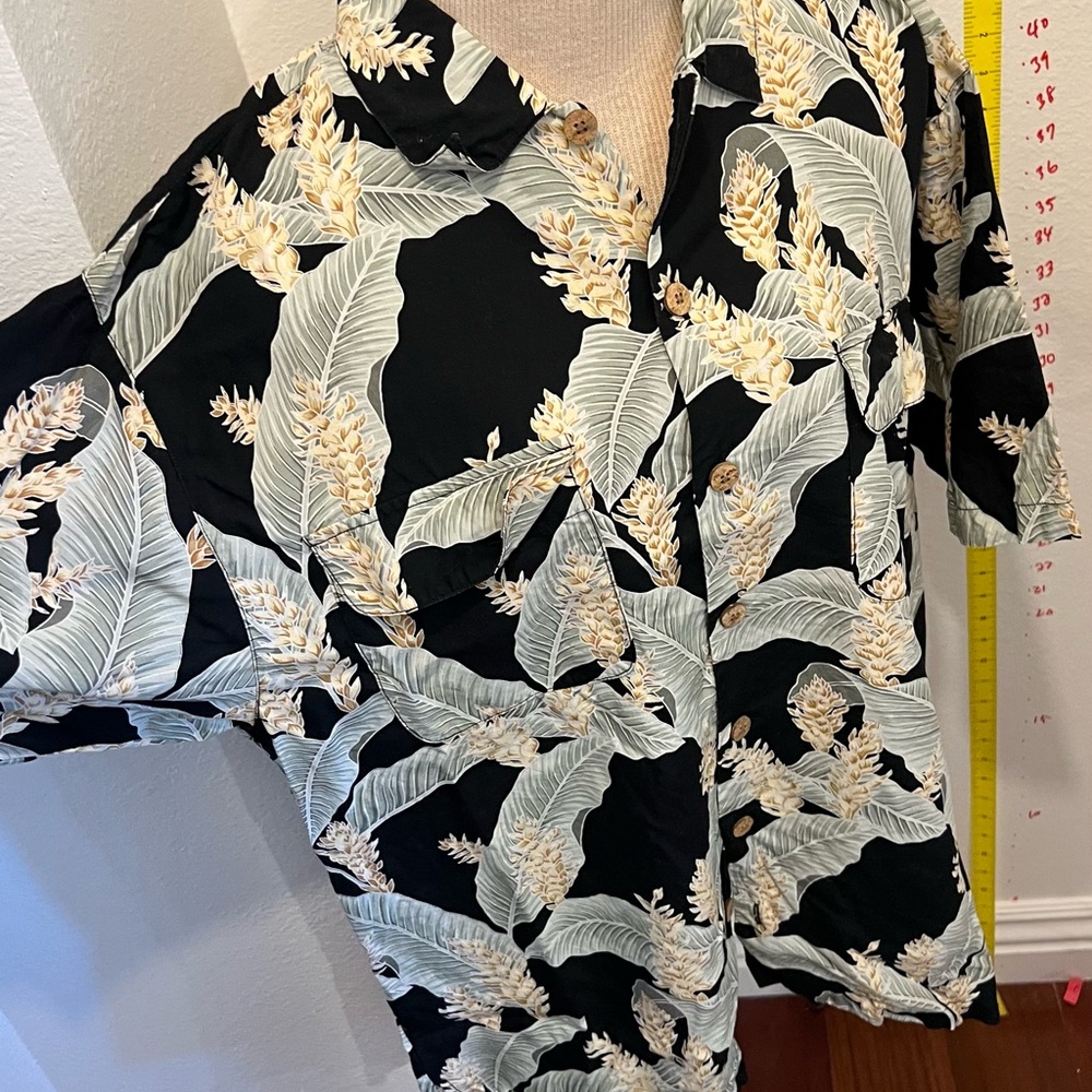 Tommy Bahama Vintage Hawaiian Shirt